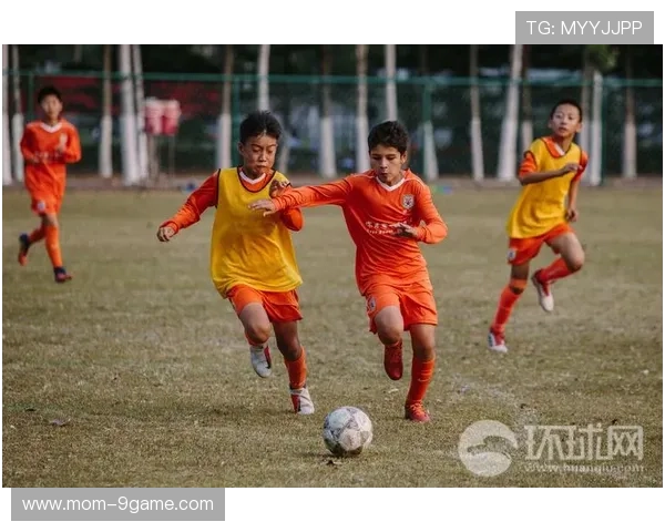 跟着顶级球星学足球技巧提升 实现从新手到高手的蜕变 跟着顶级球星学足球技巧提升 实现从新手到高手的蜕变